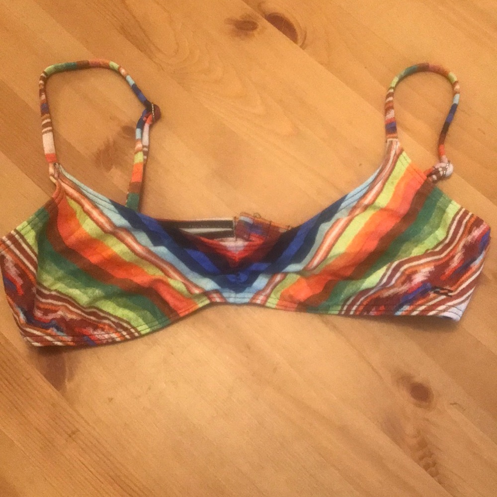 Billabong bikini top